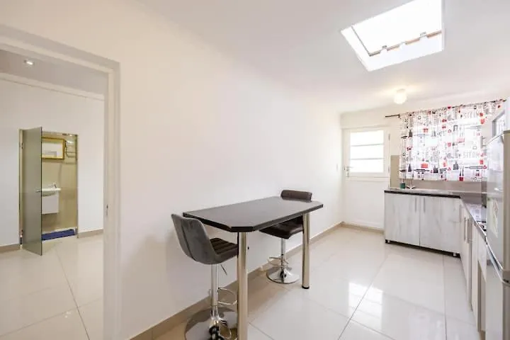 Apartment One Bedroom Apartment. Cape Town South Africa
