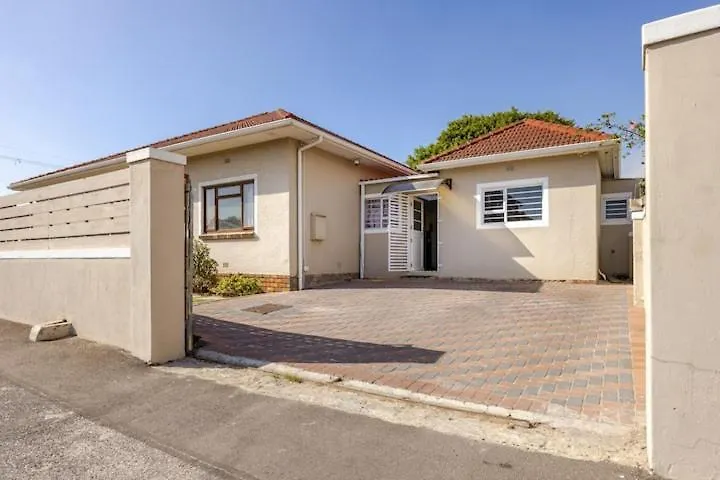 One Bedroom Apartment. Cape Town 0*,  South Africa